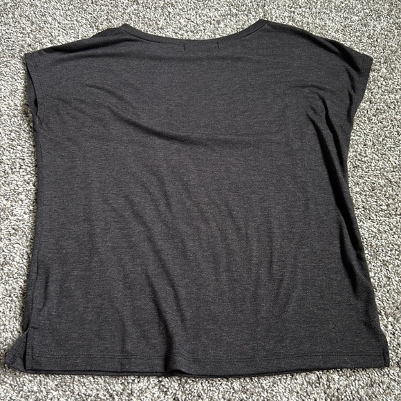 Merokeety size small gray Tshirt oversized short sleeves - Picture 4 of 4